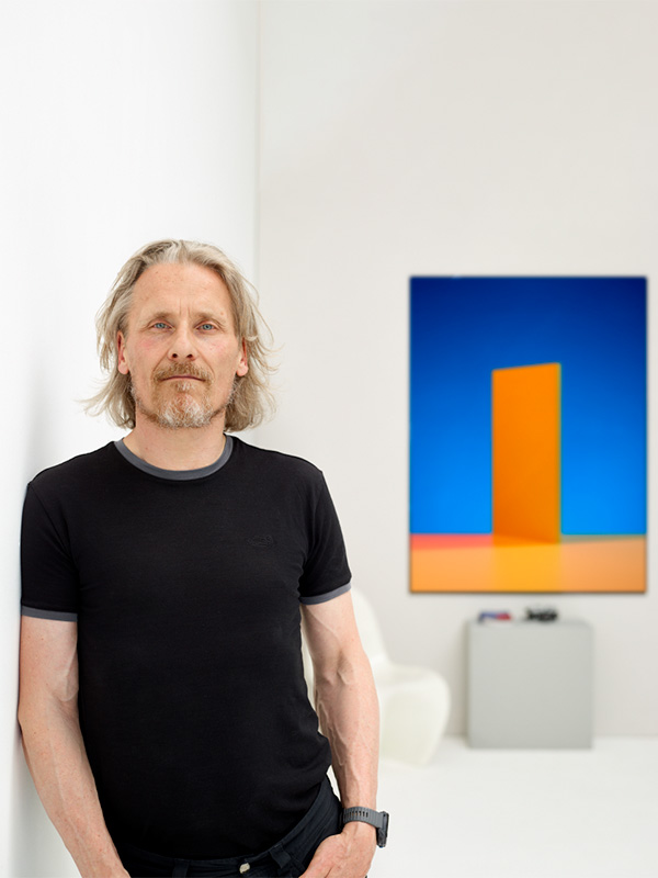 Sebastiaan Knot | Using Light to Beautify a Given Space